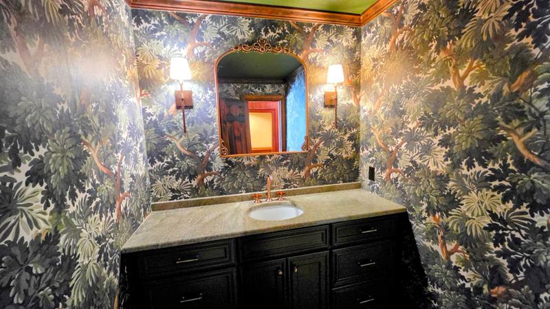 Powder room