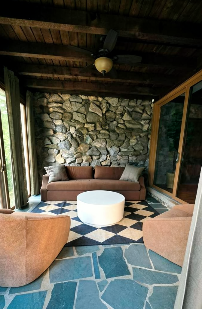 Sun porch